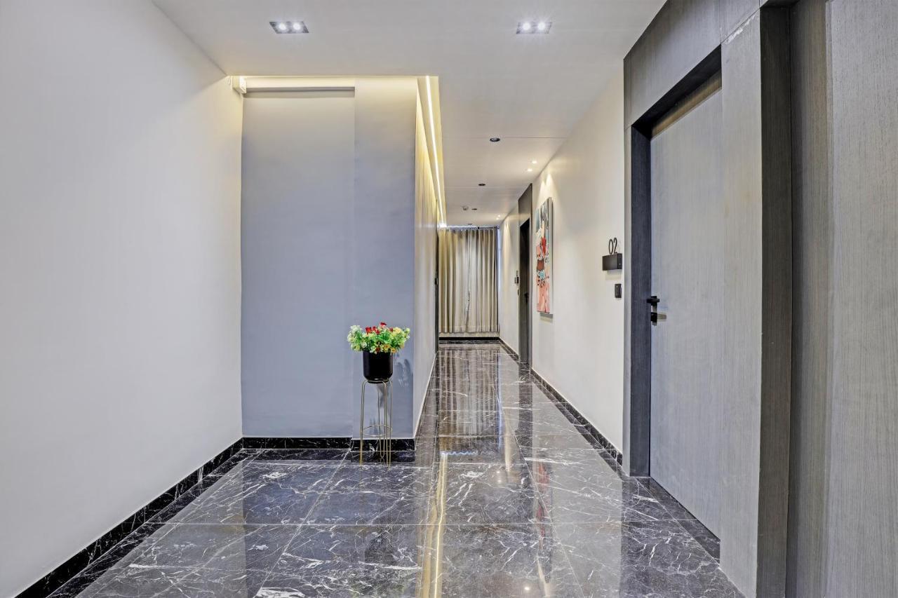 Hotel Lee Platinum Ahmedabad Esterno foto