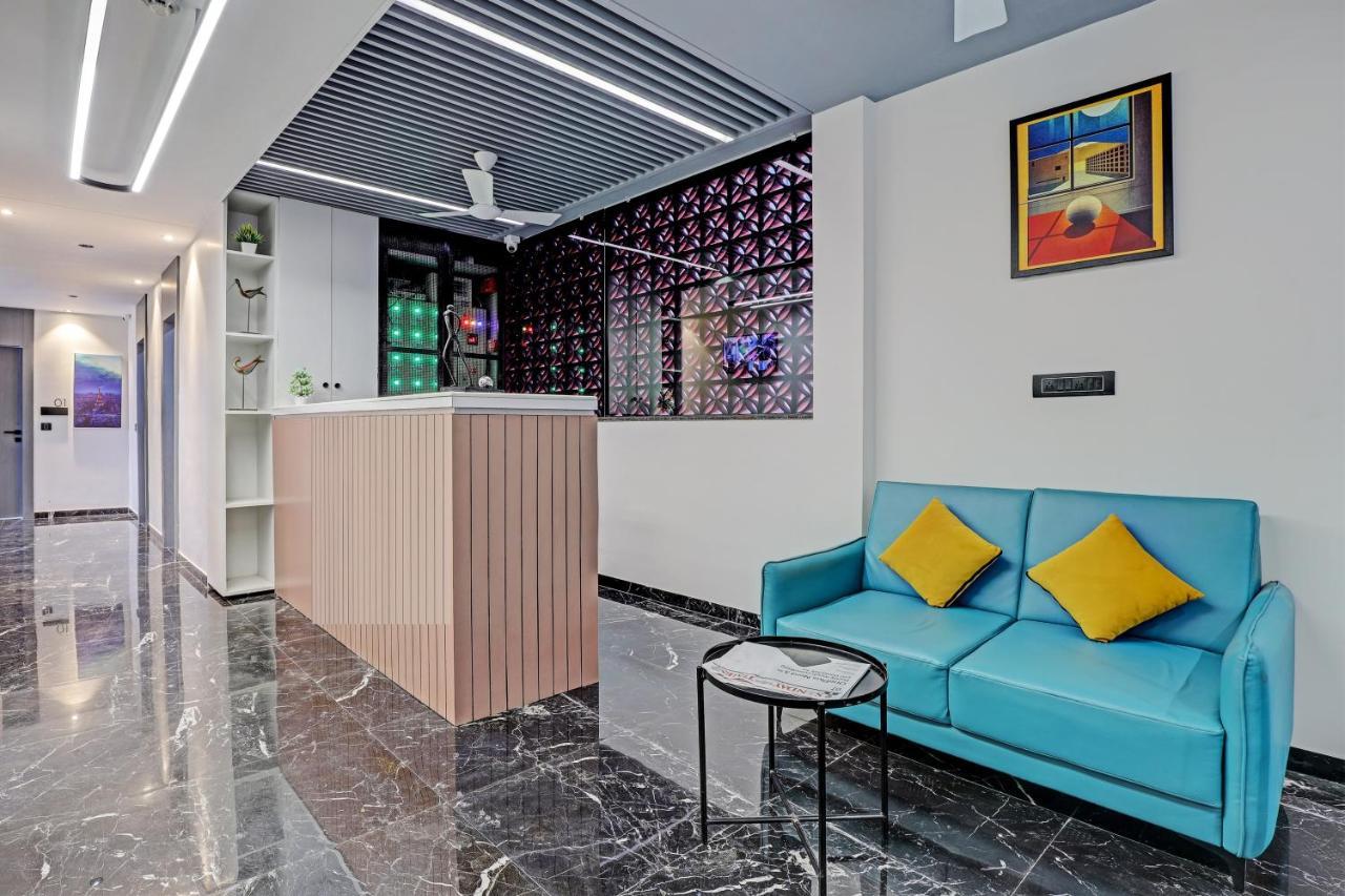 Hotel Lee Platinum Ahmedabad Esterno foto